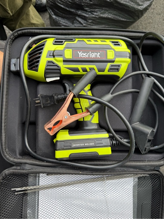 Other - YesRight Portable Handheld Inverter Stick Welder Kit with Case